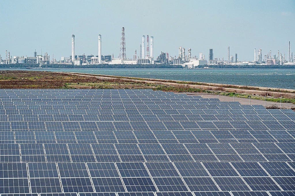 再生能源全年發電占比首度突破11%。資料照。圖片來源：行政院