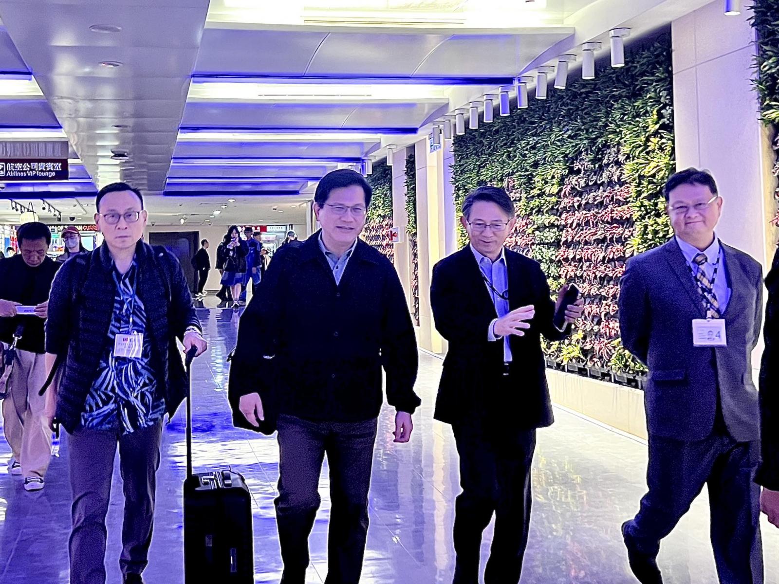 外交部長林佳龍在2025年底到帛琉出席帛琉惠恕仁總統(Surangel Whipps)就職典禮。帛琉將於2026年主辦「太平洋島國論壇」(PIF),台灣也正積極規劃參與盛會。(圖片來源:林佳龍臉書專頁)