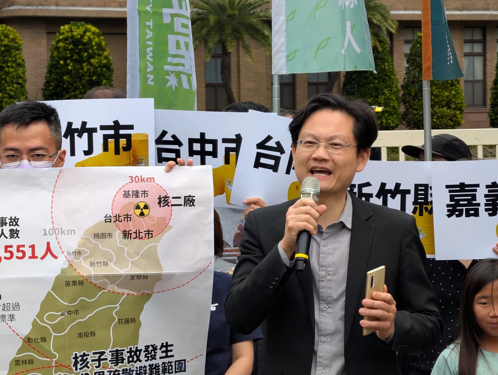 環境法律人協會常務理事、律師張譽尹認為核電應走入歷史。攝影:陳昭宏
