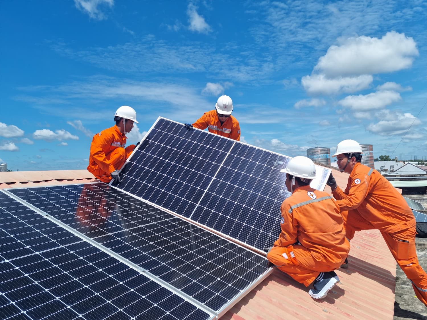Vietnam is driving renewable growth with PDP8, targeting 30% renewables by 2030.
