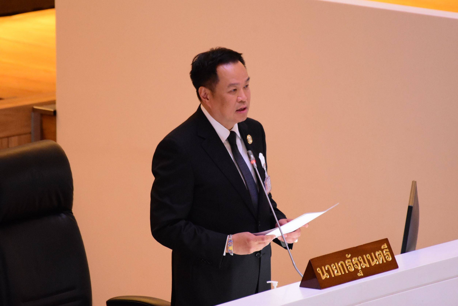 Prime Minister Anutin Charnvirakul outlined a response focused on biofuels, electricity reform, and clean energy deployment. (Photo: Royal Thai Government)