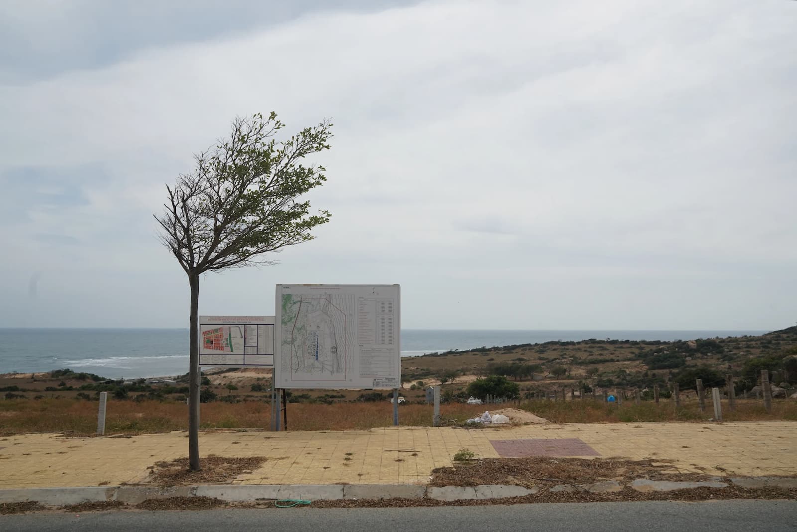 The proposed site of Ninh Thuan 1 in Vinh Tuong. Under the government’s power development plan (2021-2030), the Ninh Thuan 1 and 2 plants are expected to provide a collective 4-6.4 GW of capacity by 2035 (Image: Minh Tran)