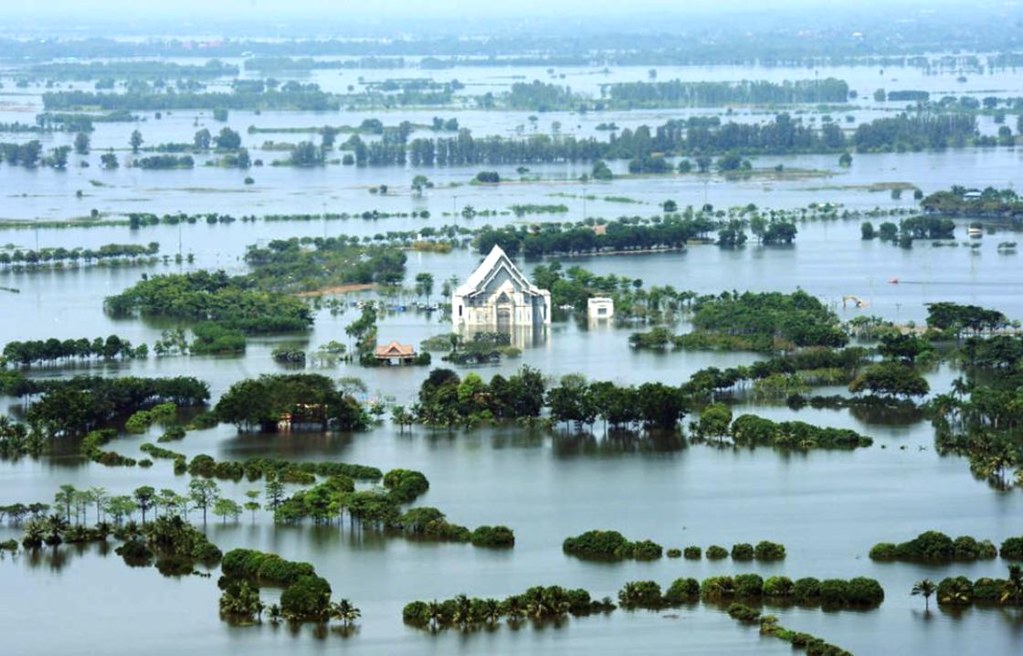 Floods in Thailand. (Photo: Julie Daniel / Wikimedia)