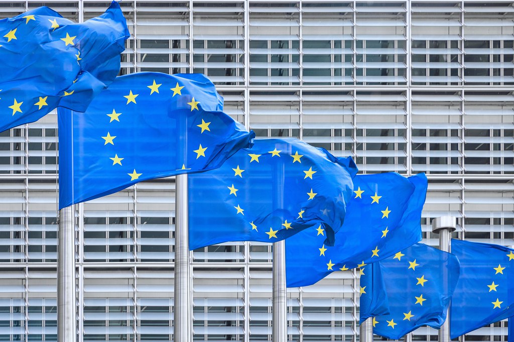 歐盟拋出的「歐盟永續簡化綜合套案」（EU Omnibus），不僅是歐盟永續相關揭露法規的調整，更是將全面改寫全球永續發展遊戲規則的訊號。