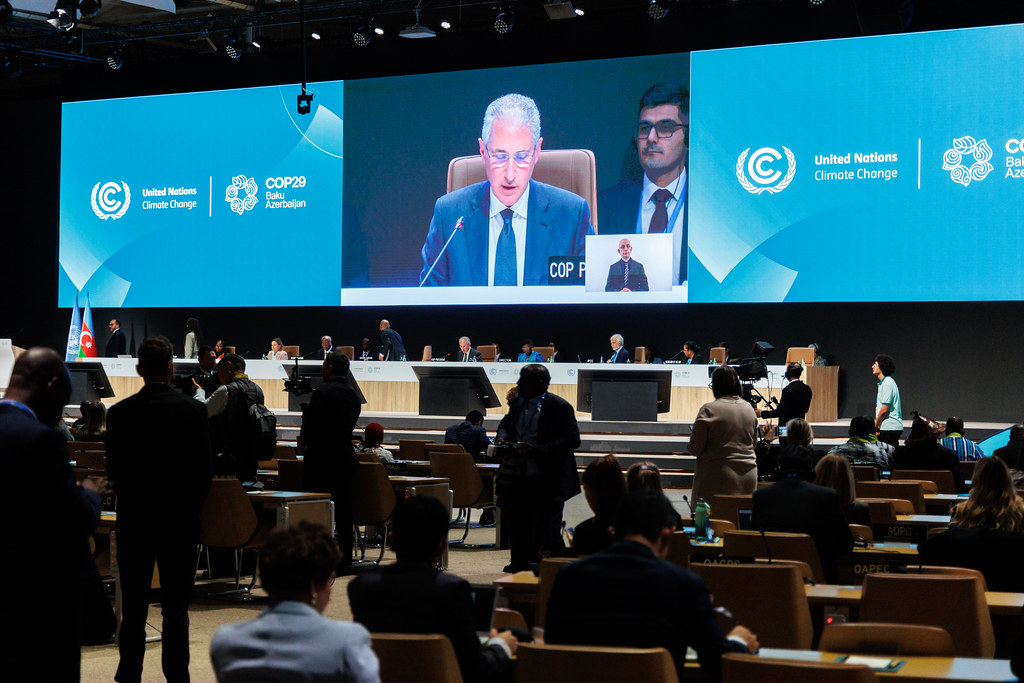 已開發國家在COP29上承諾，每年向發展中國家提供至少3,000億美元，幫助貧窮國家應對氣候災害。