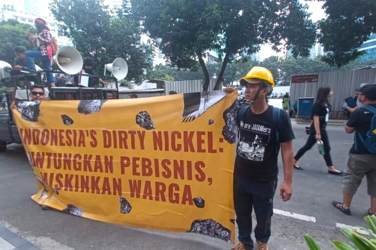 A civil society coalition protests in front of the PT IWIP office in Jakarta. Image by Christ Belseran/Mongabay Indonesia.