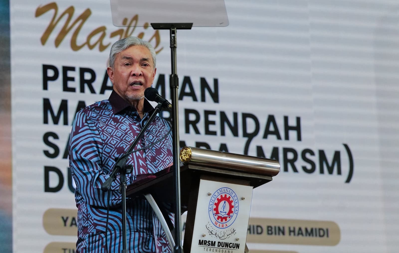 Malaysian Deputy Prime Minister Ahmad Zahid Hamidi said that the government will work with 19 private biodiesel plants to expand production capacity.