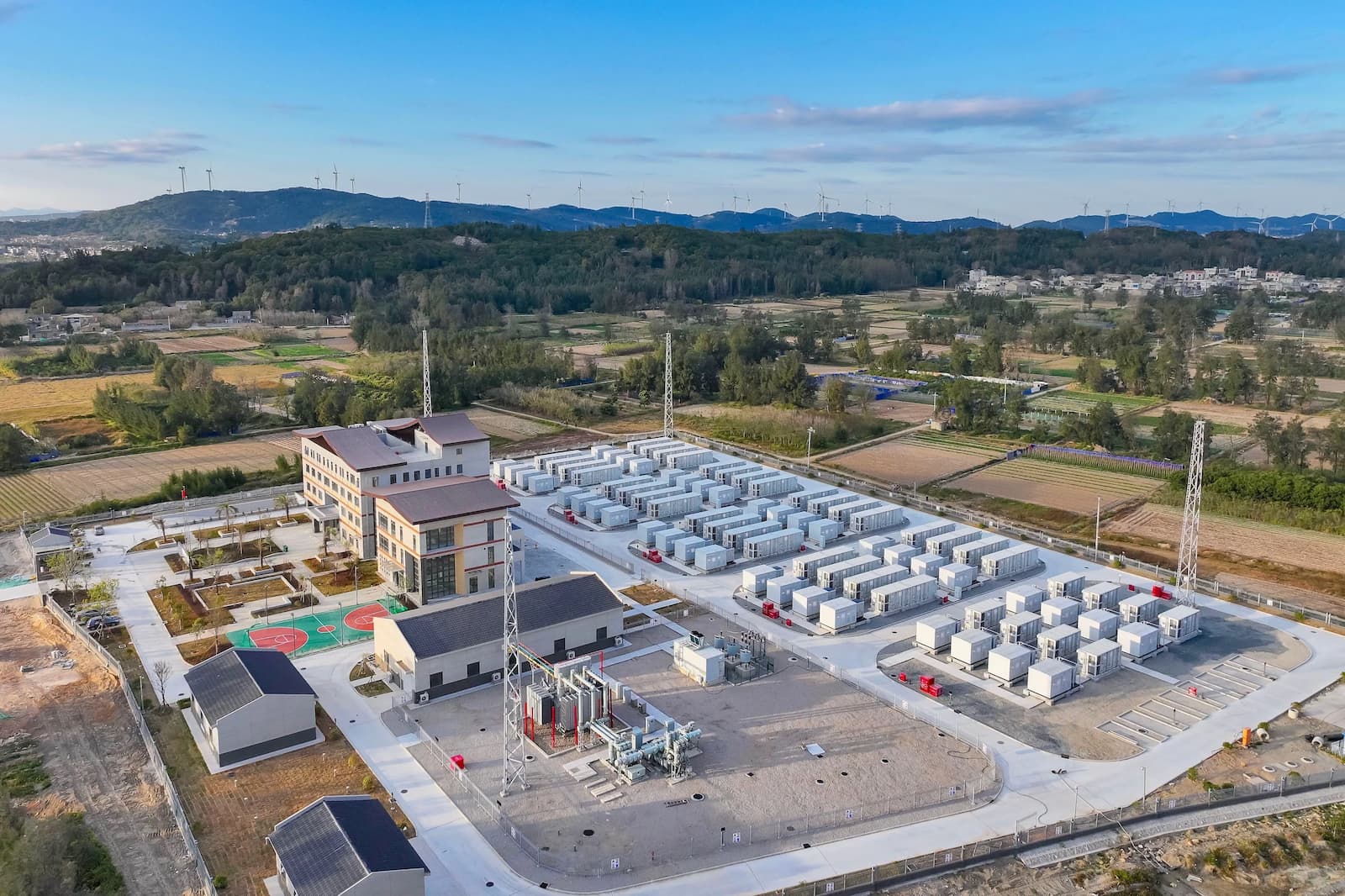 A shared energy storage project located in south-east China’s coastal city of Fuzhou, Fujian province. Stations like this enable a variety of users, from renewable energy plants to entities with high energy consumption, to share the power being stored there (Image: CFOTO / Sipa USA / Alamy)
