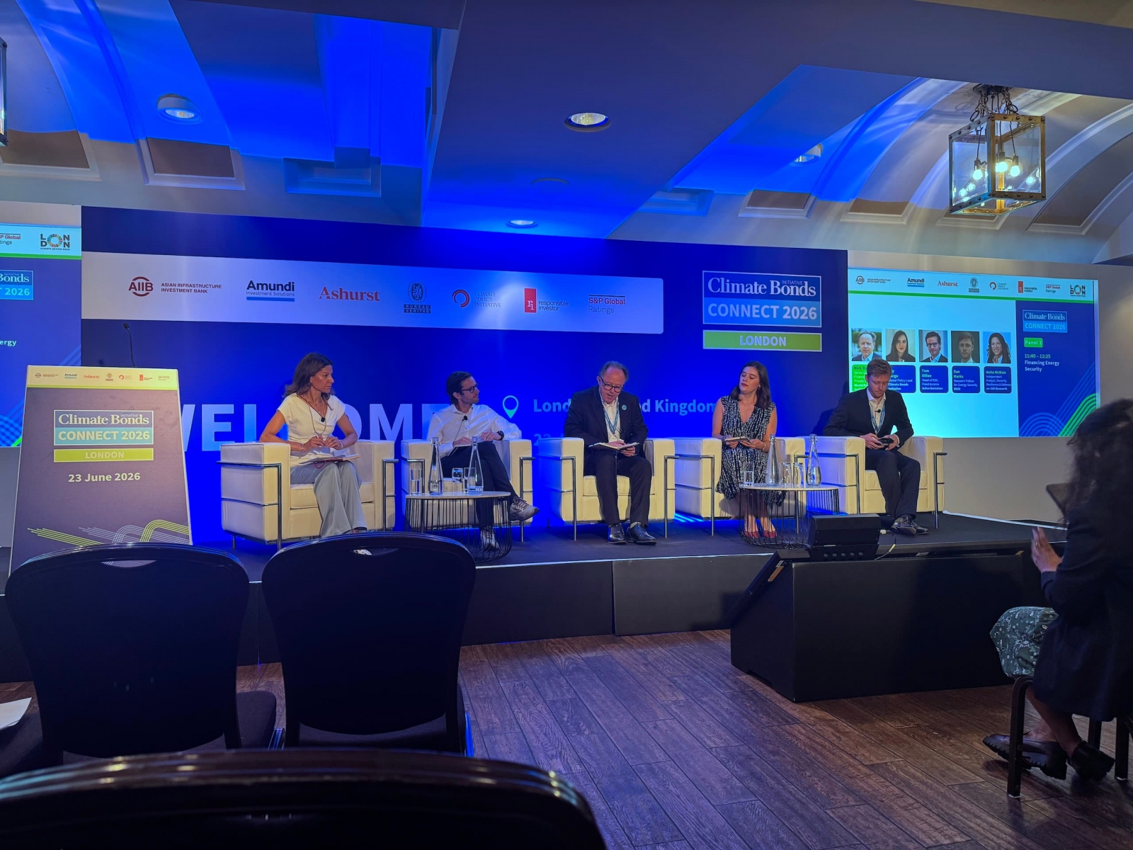 Speakers at a Climate Bonds Initiative workshop discussed how countries could draw on the People’s Bank of China’s refinancing facility to fund transition projects at low cost (Image: Jiang Mengnan / Dialogue Earth)