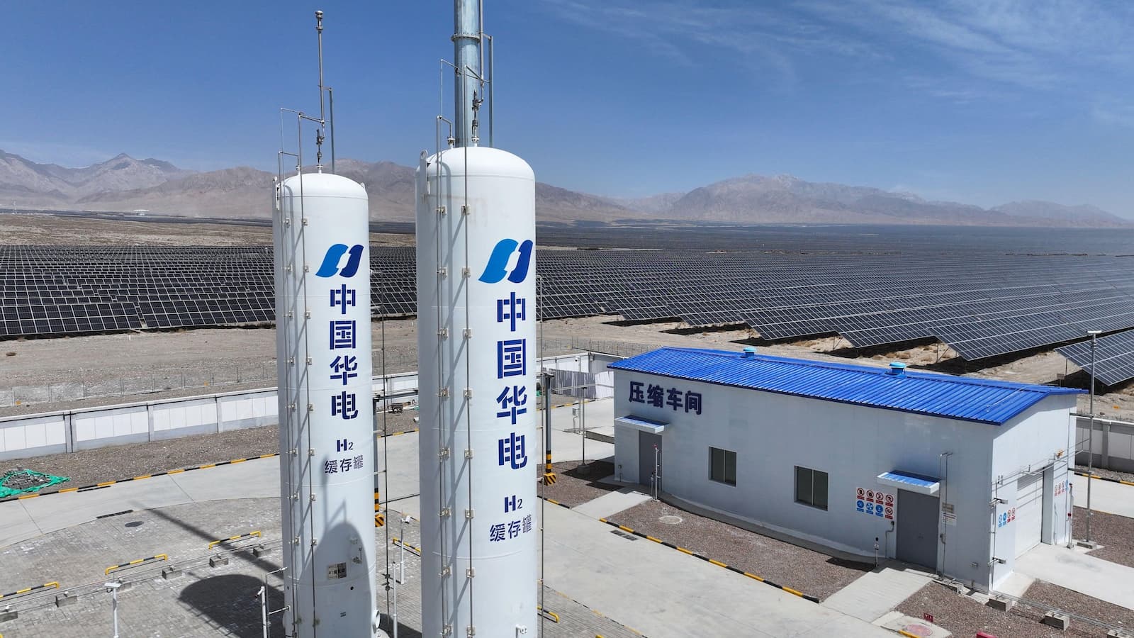 中國最大的單體共享儲能電站位於青海省德令哈市。圖片來源：Ma Mingyan / China News Service / Alamy