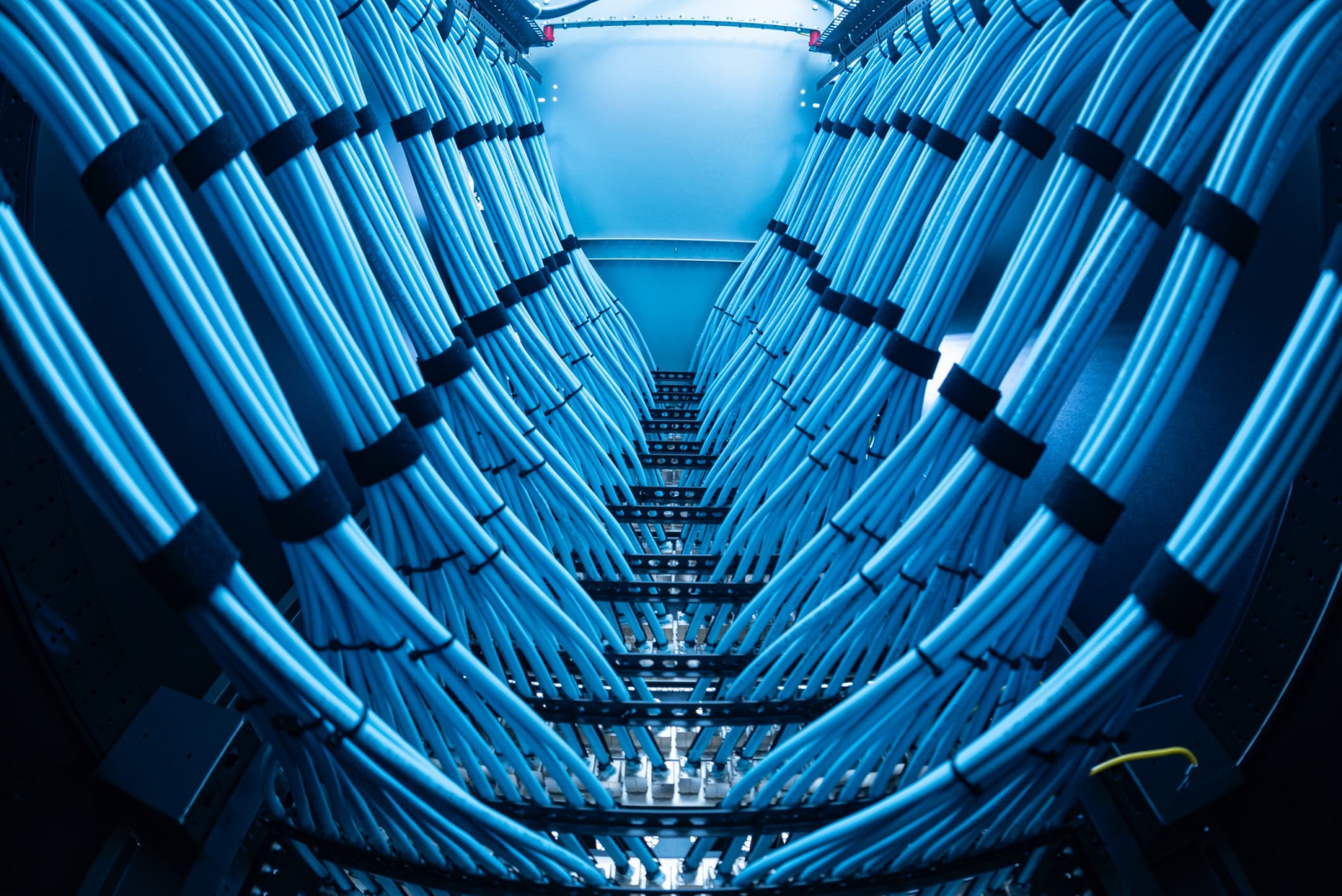 泰國有意收緊電力採購條件，將科技投資留在國內。（圖片來源：iStock）