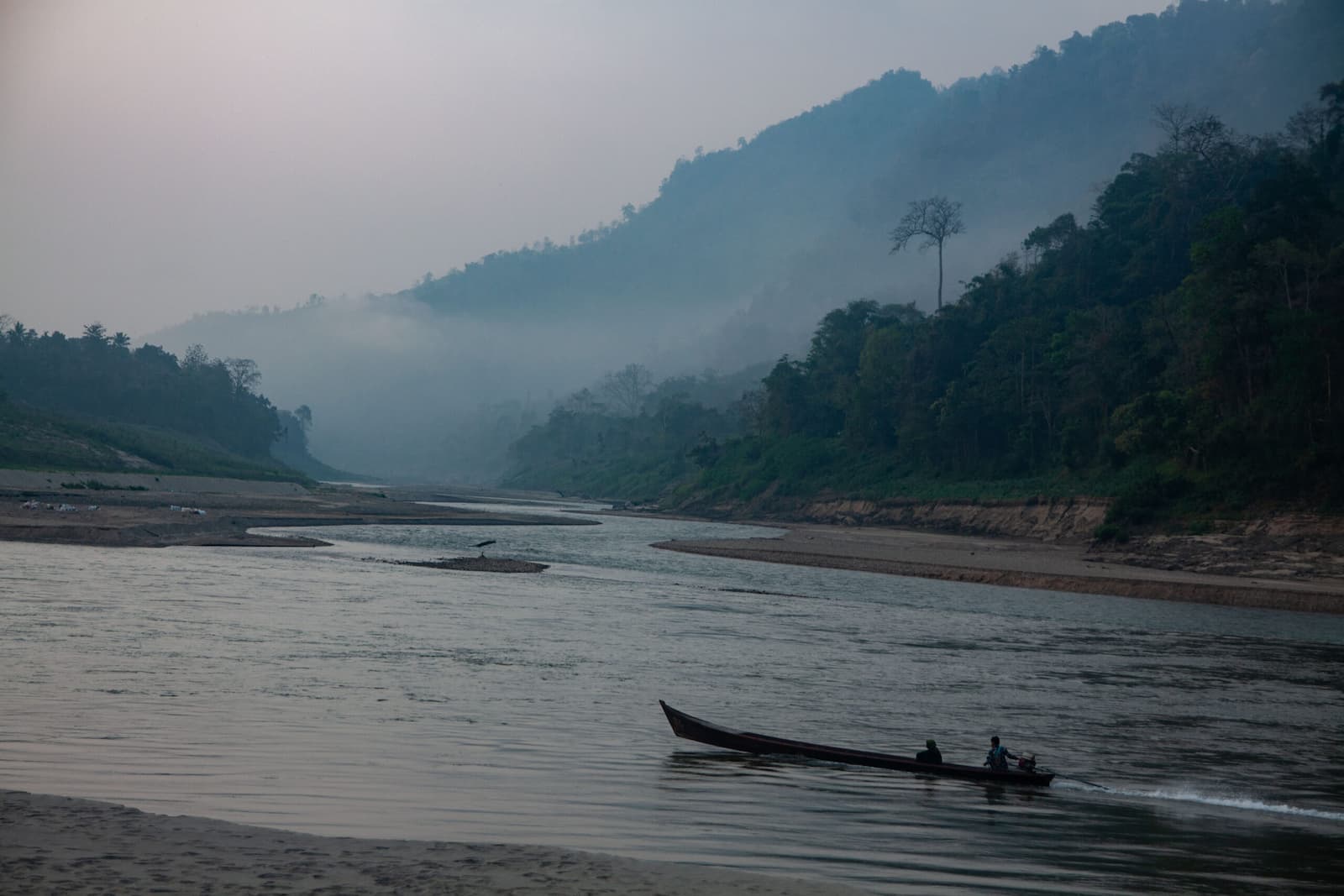 Karen fishers take to the Salween River in the early hours of March 2025. Image by Gerald Flynn / Mongabay.