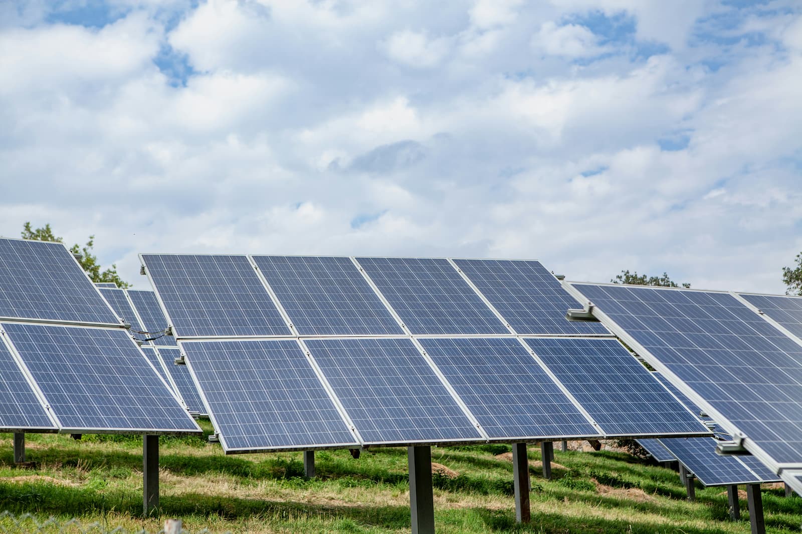 The new analysis shows the key reason for “wasted” wind and solar generation in China was the inflexible management of coal power plants and power grids, not a lack of grid infrastructure. 