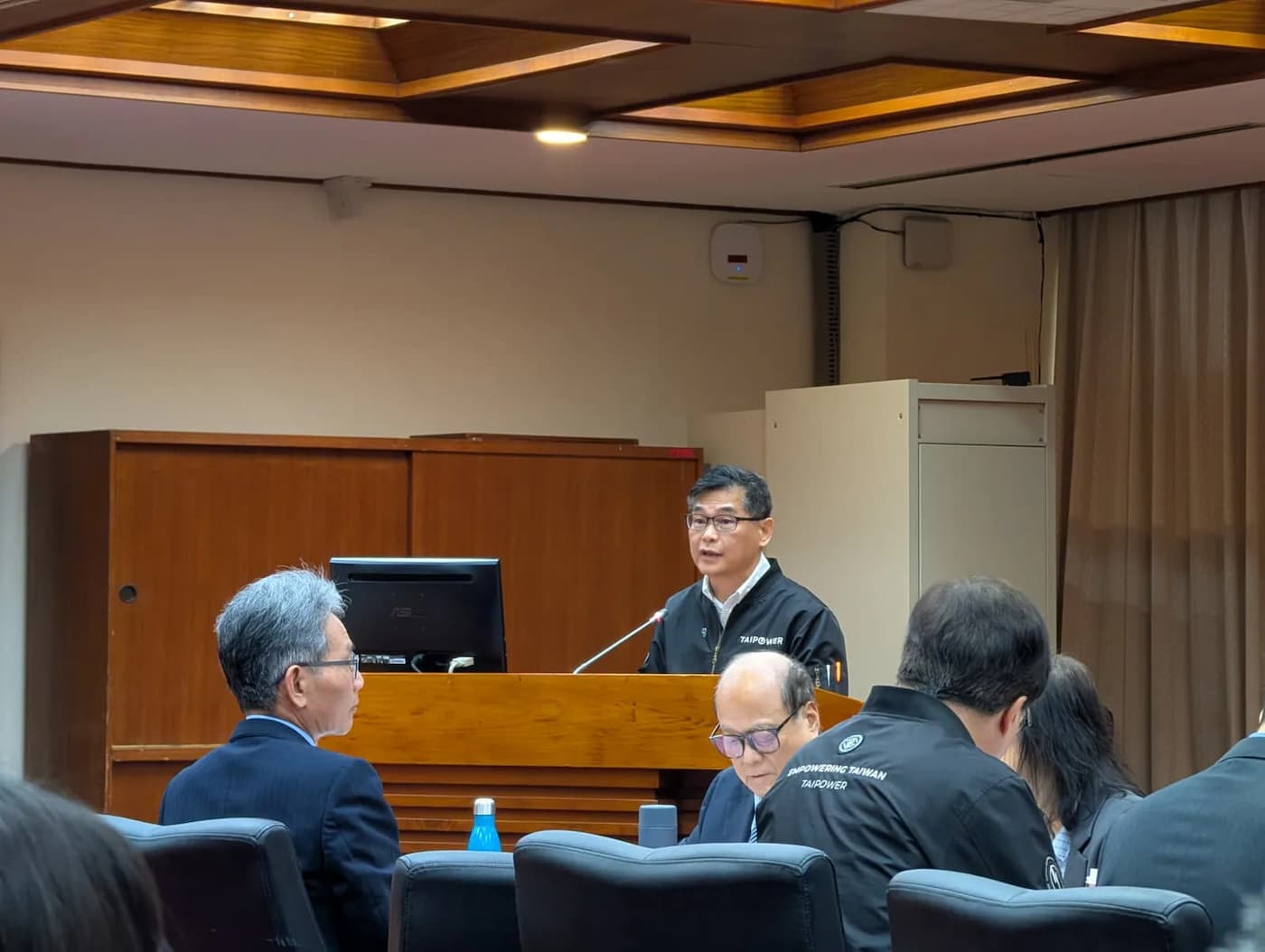 台電副總經理許永輝目前主管核能事業部,他表示核電再運轉的「執行階段」並非重啟反應爐,而是進行整備工作。資料照。攝影:陳昭宏