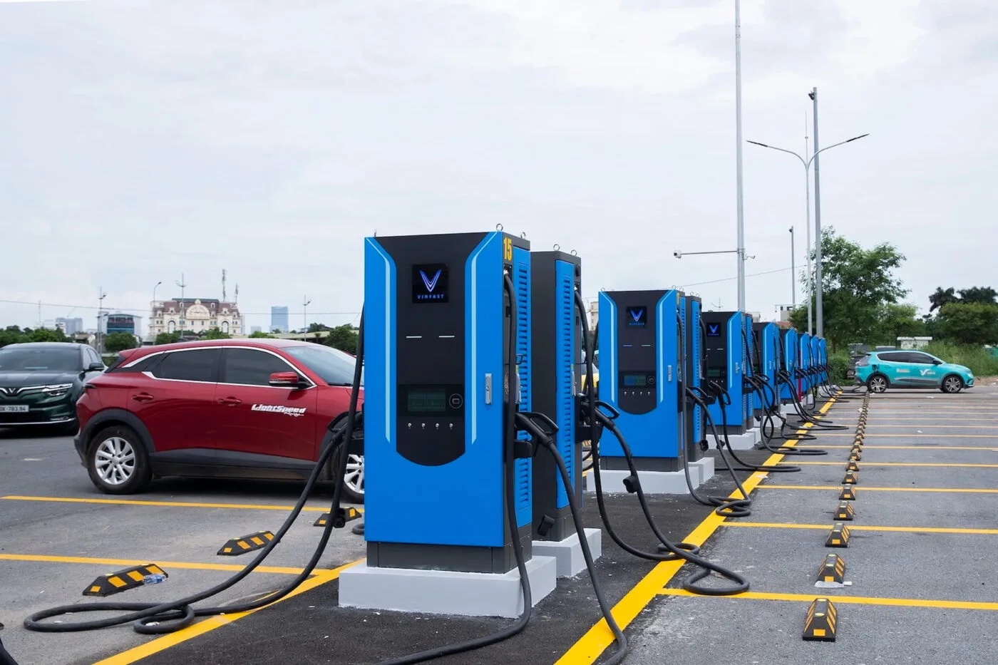 Vingroup is leveraging its electric mobility business to generate carbon credits. (Photo: VinFast)