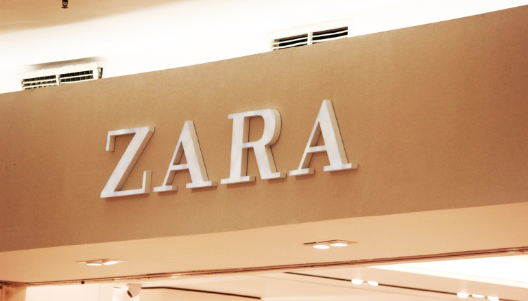 工業廢氣也能穿上身！Zara推出「碳製洋裝」