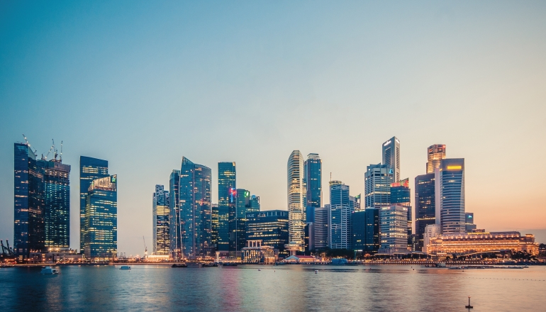 Singapore expands green finance plan to decarbonize economy