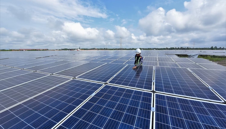 Solar power poised to be sunrise industry this year in Malaysia