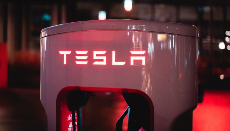 Tesla achieves record breaking sales of $1.79 billion from carbon credits