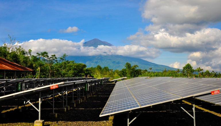 Indonesia to relax localization requirements for solar modules to attract investment