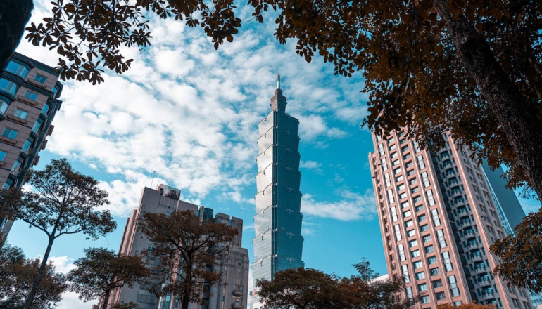 環境部發布2022年溫室氣體排放清冊：全球排放創新高，台灣逆勢下降