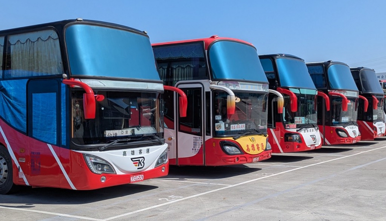 碳盤查擴及491家業者！客貨運逾200台車須登錄、百貨將計櫃位用電，指引6月底前出爐