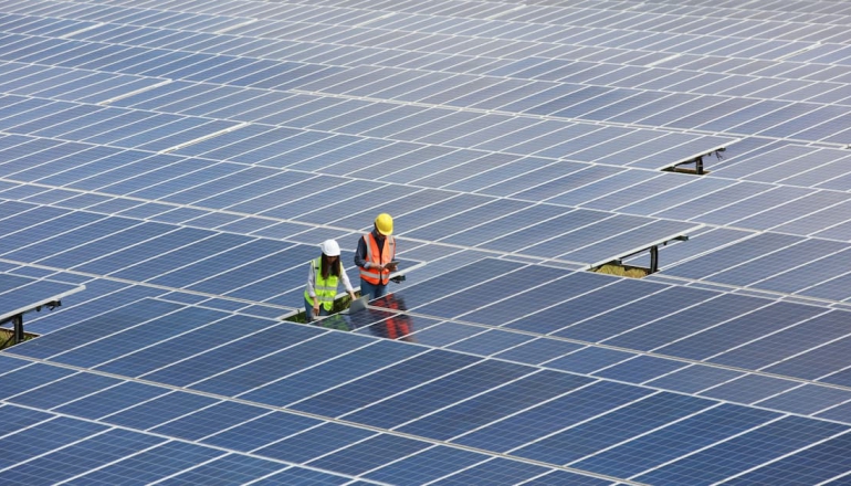 Vingroup ventures into energy sector with proposal for renewable, LNG power plants