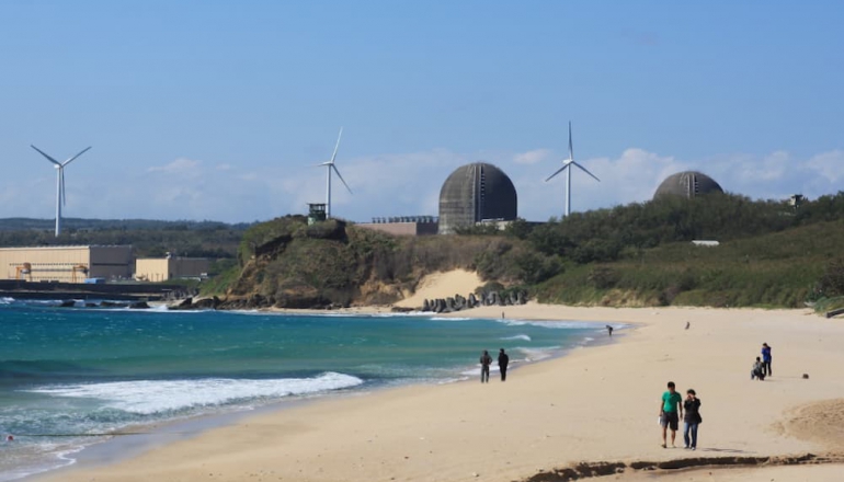 核電延役修法首戰：核廢料、核安爭議大，初審通過全案送院會審查