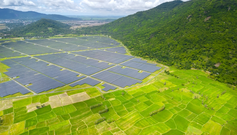 越南2025年光電躉購框架出爐！首次納入地區、儲能條件，一張圖看懂最新費率
