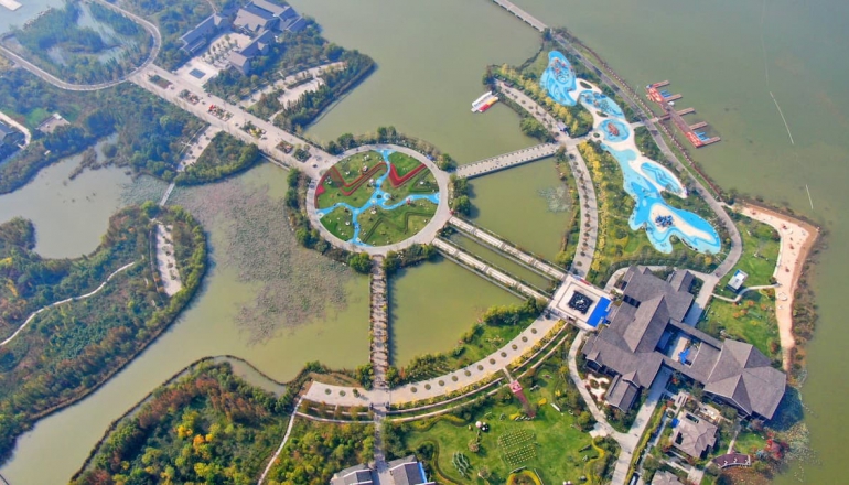 China releases its first green sovereign bonds in London