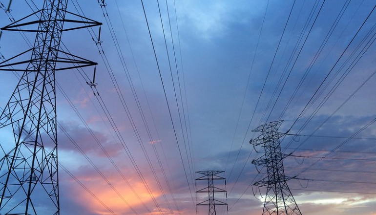 綠電需求預測只花10分鐘！慧景推「綠電採購AI代理人」助售電業智慧轉型