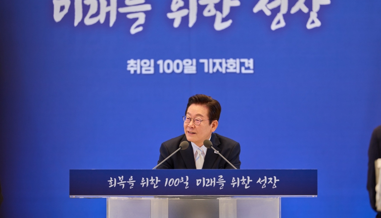 Lee Jae-myung backs renewables, signals pause on new nuclear projects