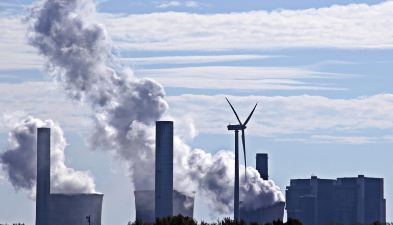 IEA: Fossil-fuel use will peak before 2030 – unless ‘stated policies’ are abandoned