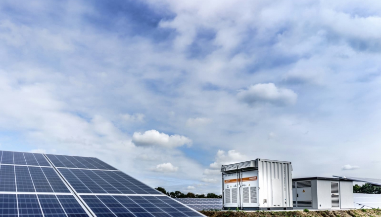 越南加速布局儲能：定價機制拚2025年底出爐，近400個工業區擬推表後儲能