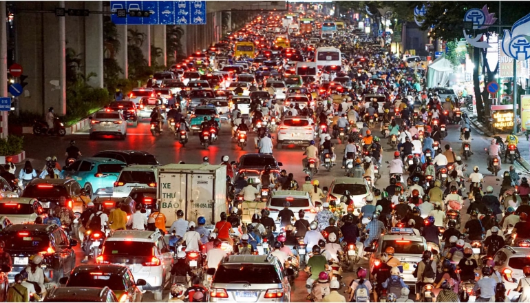 How Hanoi plans to curb air pollution with electric buses, taxis by 2030