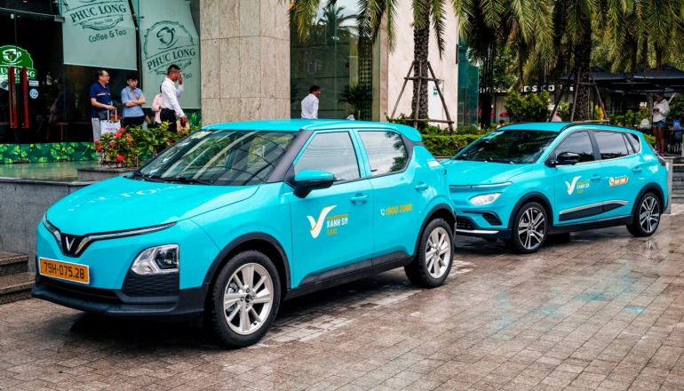 Hanoi rolls out incentives to speed taxi EV shift, aiming for 100% electric fleet by 2030