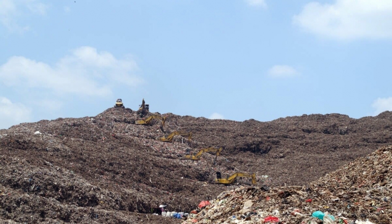 Indonesia escalates ‘war on waste’ with criminal probe into Jakarta landfill disaster
