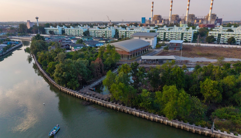 Thai farmers fear water woes from planned LNG plant