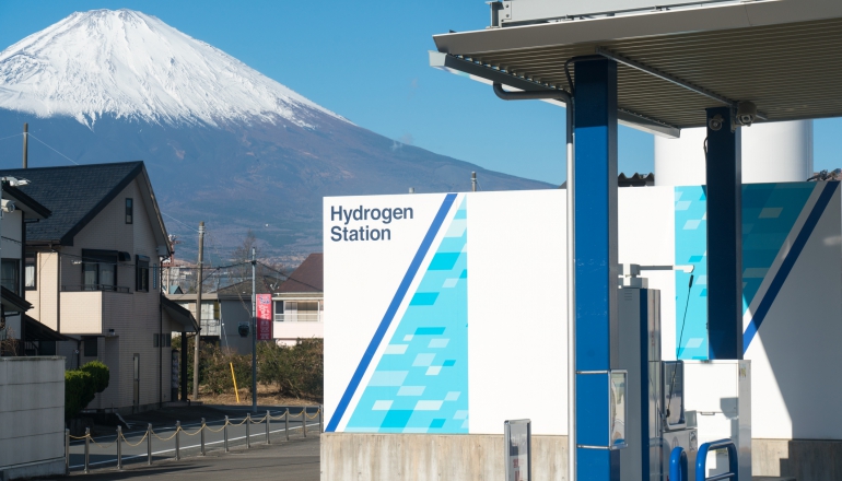 Japan backs hydrogen-powered commercial vehicles with major subsidies