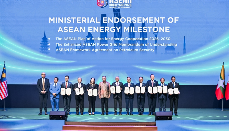 ASEAN endorses new cooperation frameworks to advance regional connectivity