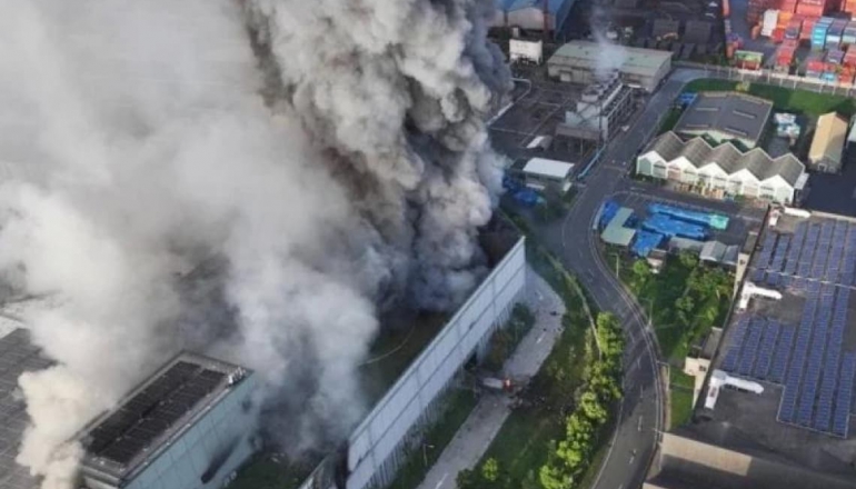 台泥三元能源電池廠爆炸釀15傷!鋰電池火災難控制,消防員曝3大安全風險
