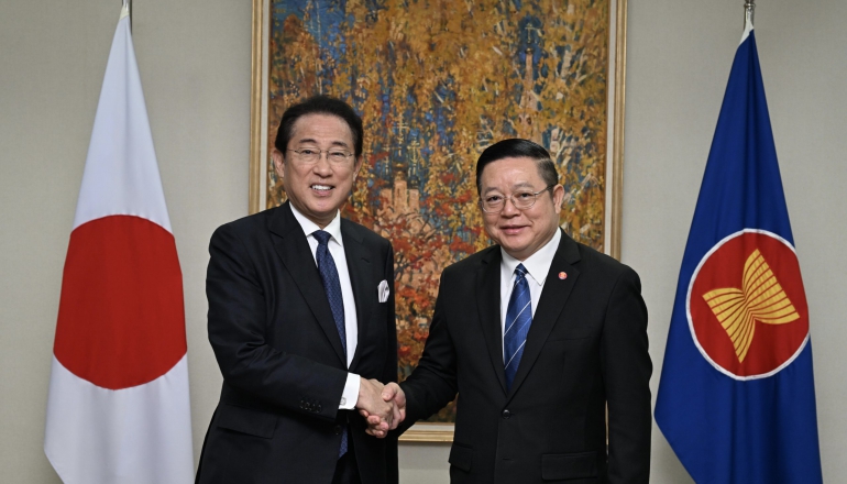 日本鞏固AZEC影響力!前後任首相接連出訪東南亞,強化潔淨能源外交